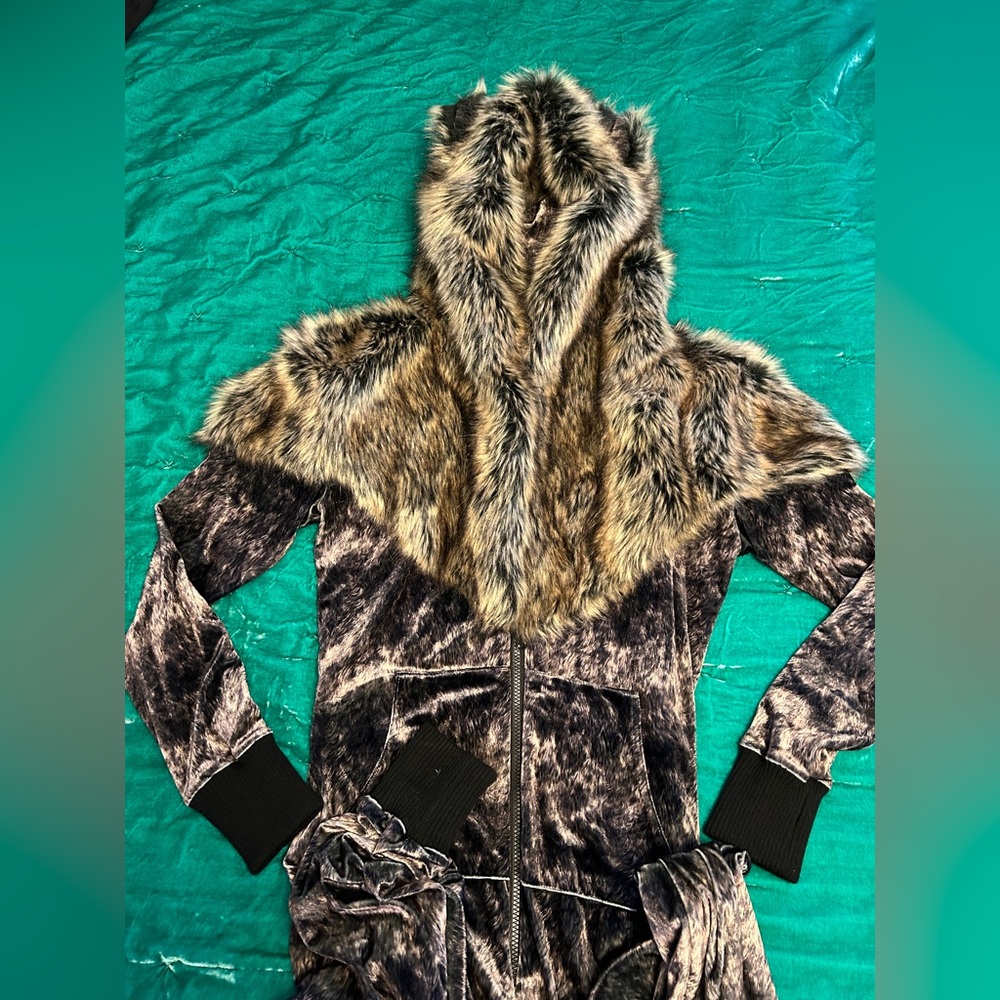 Spirithoods Grazer Wolf Faux Fur Animal Onesie Jumpsuit Festival Medium Small - Picture 9 of 14
